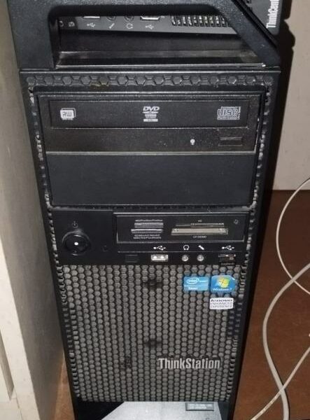 Lenovo Thinkstation S30 - 256GB SSD (12GB DDR3)