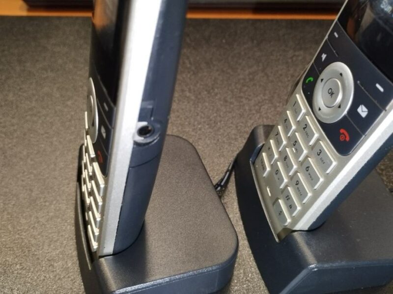 Yealink W53H bežične telefoni (x3) s dockovima i adapterima